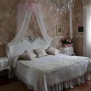 Le Bouganville Apartment Desenzano del Garda