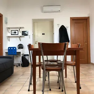 Pica Roof Apartament Neapol